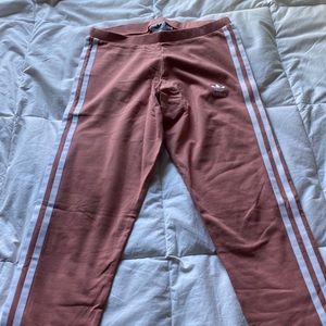 LOUNGEWEAR ESSENTIALS 3-STRIPES LEGGINGS XS OUT OF STOCK